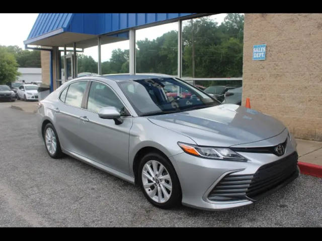 2022 Toyota Camry LE FWD photo
