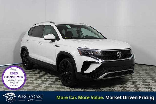 2022 Volkswagen Taos SE FWD photo