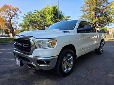 2022 Ram 1500 Big Horn 4WD photo