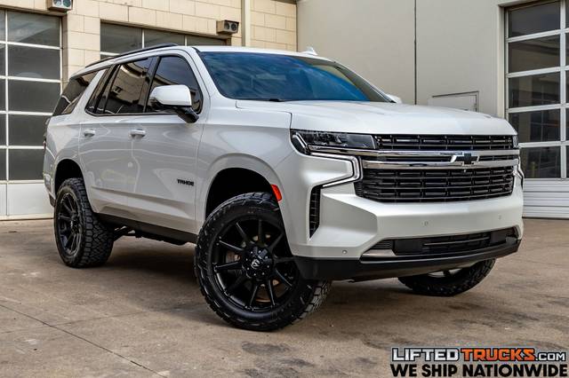 2022 Chevrolet Tahoe RST 4WD photo