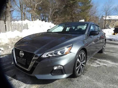 2022 Nissan Altima 2.5 SR AWD photo