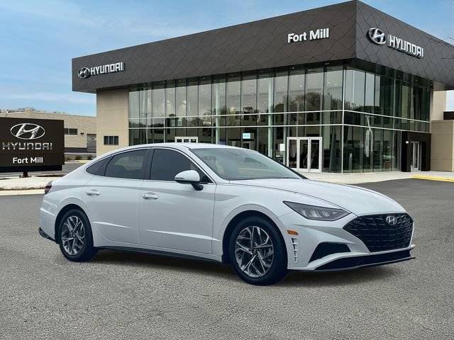 2022 Hyundai Sonata SEL FWD photo