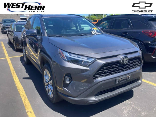 2022 Toyota RAV4 XLE Premium AWD photo