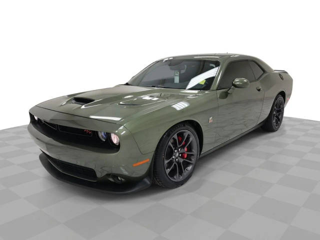 2022 Dodge Challenger R/T Scat Pack RWD photo