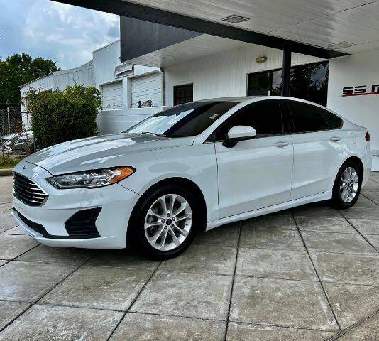 2020 Ford Fusion SE FWD photo
