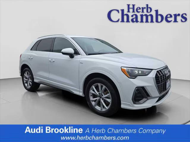 2022 Audi Q3 S line Premium AWD photo