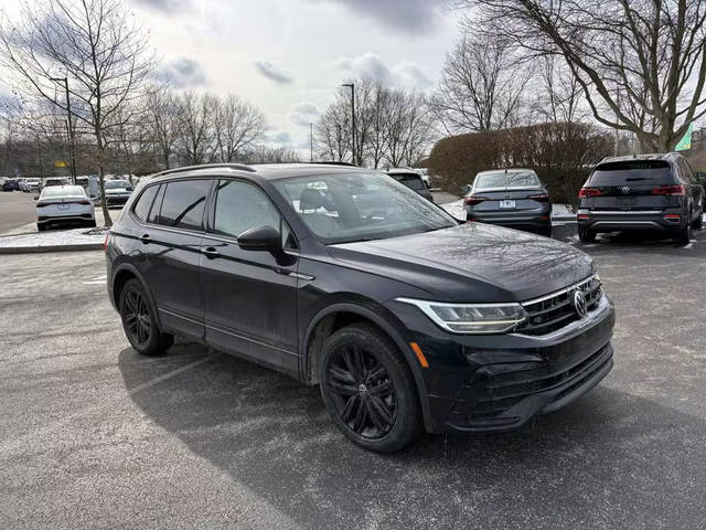 2022 Volkswagen Tiguan SE R-Line Black AWD photo