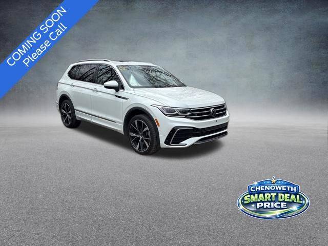 2022 Volkswagen Tiguan SEL R-Line AWD photo