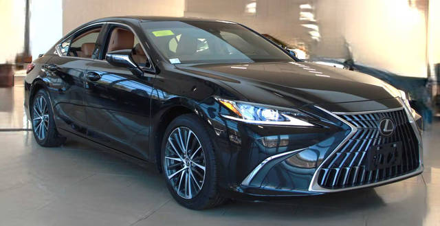 2022 Lexus ES ES 350 FWD photo