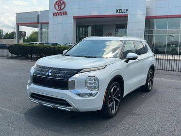 2022 Mitsubishi Outlander SEL Special Edition 4WD photo