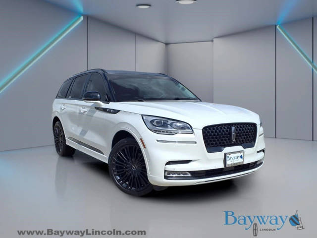 2022 Lincoln Aviator Black Label AWD photo