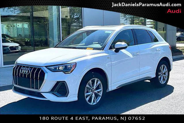 2022 Audi Q3 S line Premium AWD photo