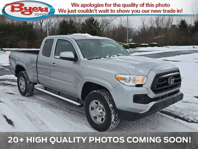 2022 Toyota Tacoma SR RWD photo