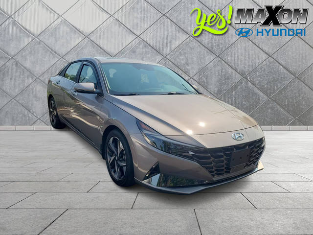 2022 Hyundai Elantra Limited FWD photo