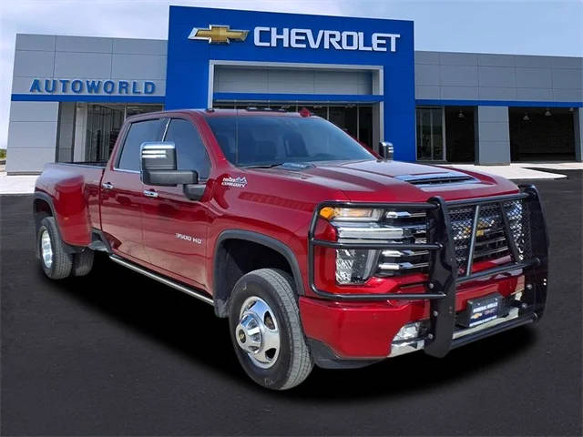 2022 Chevrolet Silverado 3500HD High Country 4WD photo