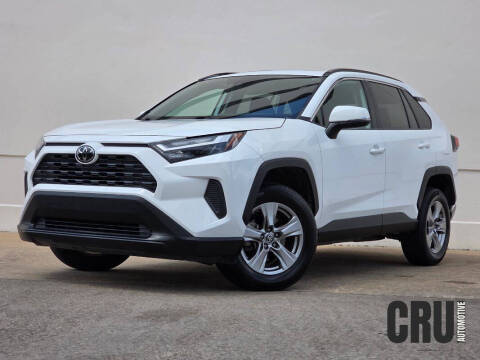 2022 Toyota RAV4 XLE FWD photo
