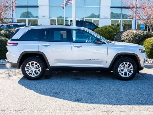 2022 Jeep Grand Cherokee Limited 4WD photo