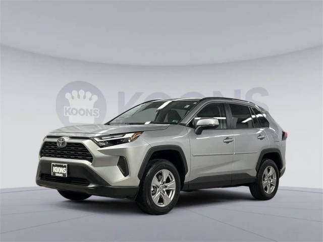 2022 Toyota RAV4 XLE AWD photo