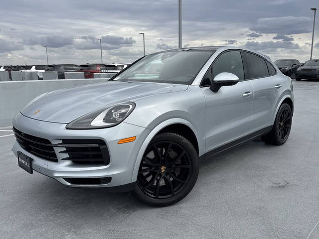 2022 Porsche Cayenne Coupe  AWD photo