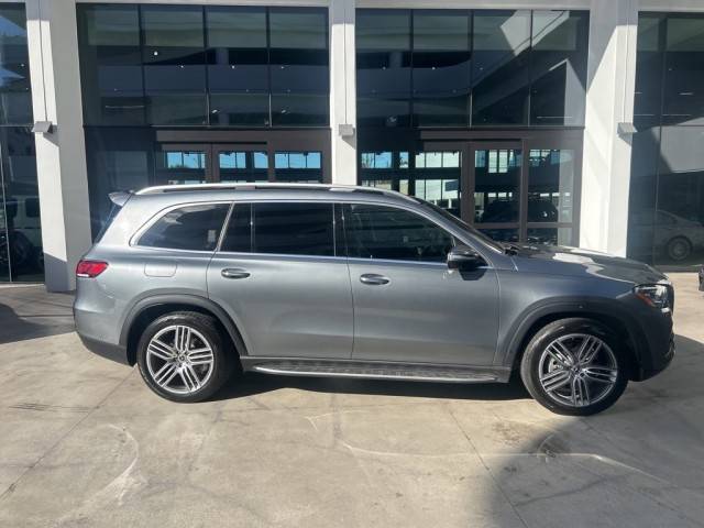 2022 Mercedes-Benz GLS-Class GLS 450 AWD photo