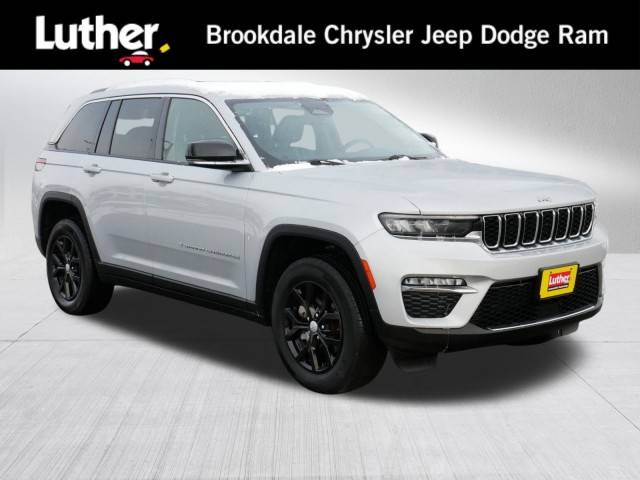2022 Jeep Grand Cherokee Limited 4WD photo