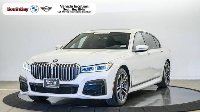 2022 BMW 7 Series 740i RWD photo