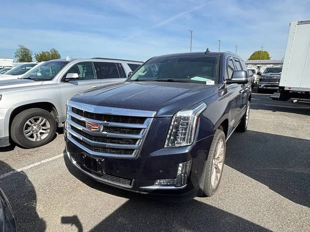2018 Cadillac Escalade Premium Luxury 4WD photo