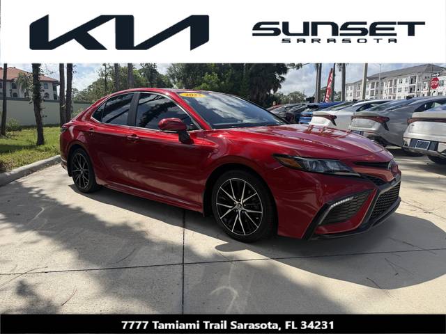 2022 Toyota Camry SE FWD photo