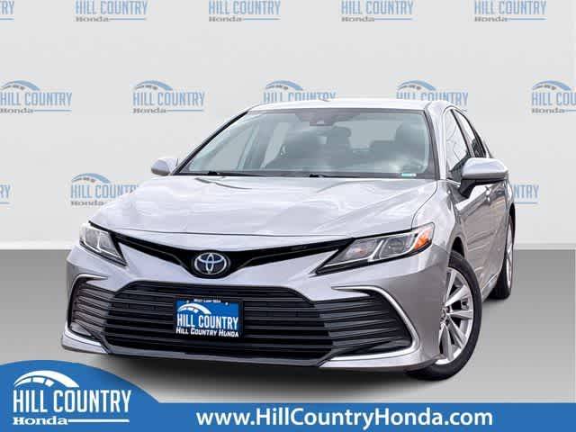 2022 Toyota Camry LE FWD photo