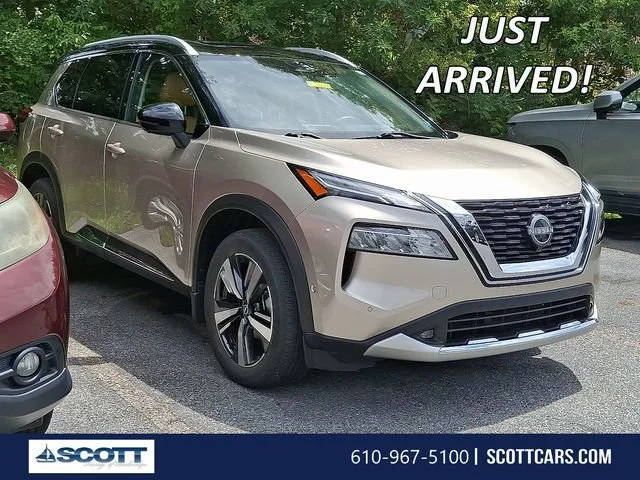 2022 Nissan Rogue Platinum AWD photo