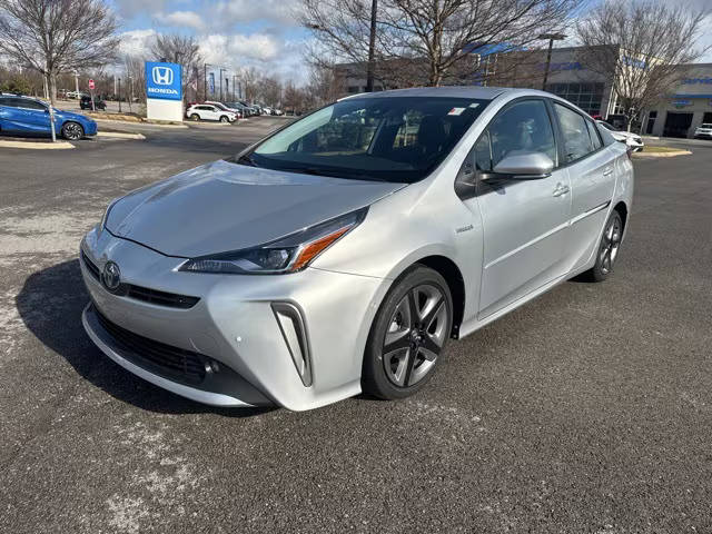 2022 Toyota Prius XLE FWD photo