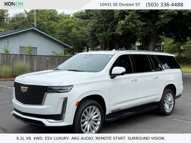 2022 Cadillac Escalade ESV Luxury 4WD photo