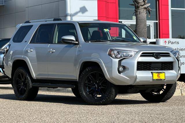 2022 Toyota 4Runner SR5 RWD photo