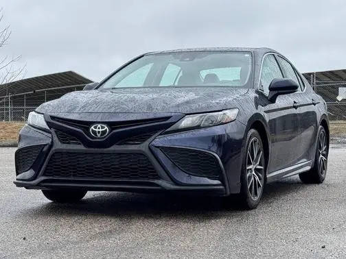 2021 Toyota Camry SE FWD photo