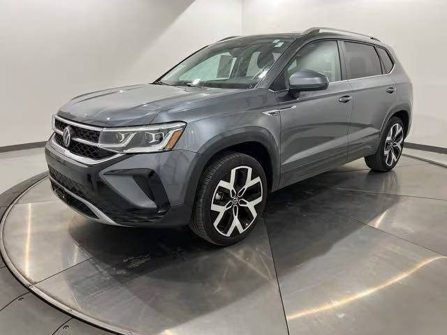 2022 Volkswagen Taos SEL AWD photo