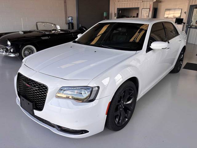 2021 Chrysler 300 300S RWD photo