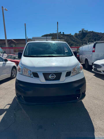 2015 Nissan NV200 S FWD photo