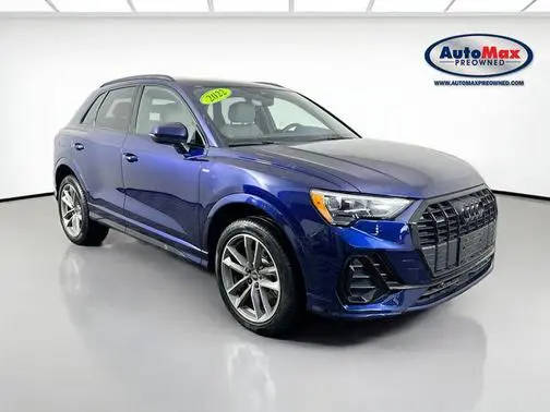 2022 Audi Q3 S line Premium AWD photo