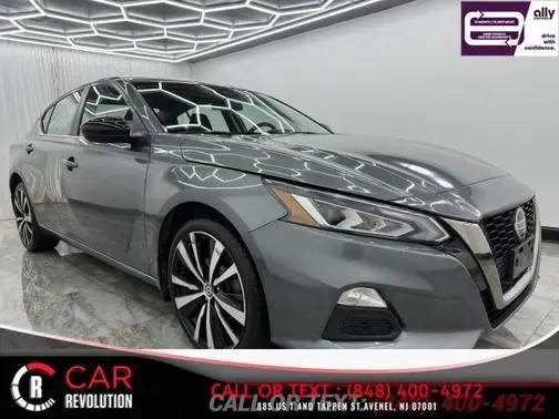 2022 Nissan Altima 2.5 SR AWD photo