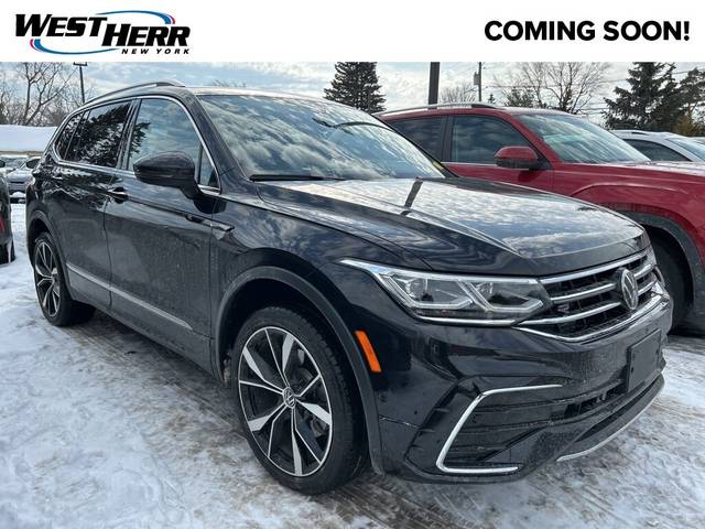 2022 Volkswagen Tiguan SEL R-Line AWD photo