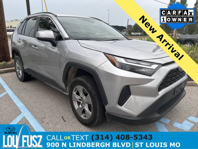 2022 Toyota RAV4 XLE FWD photo