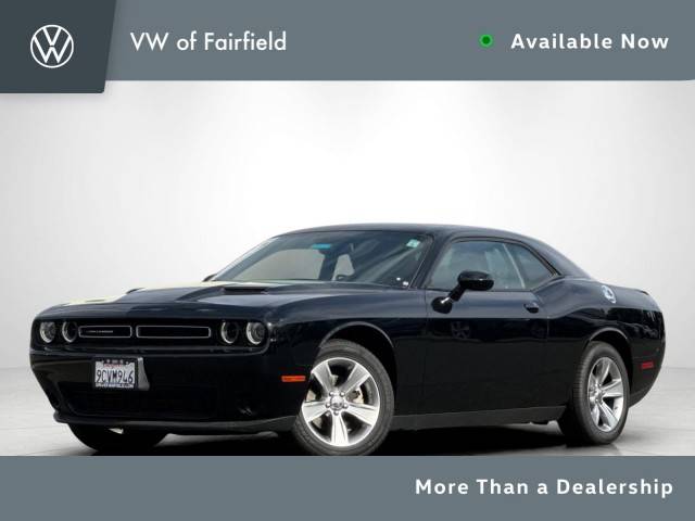 2022 Dodge Challenger SXT RWD photo