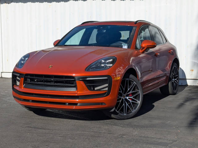 2022 Porsche Macan S AWD photo