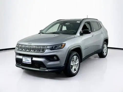 2022 Jeep Compass Latitude 4WD photo