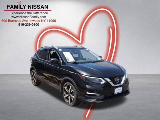 2022 Nissan Rogue Sport SL AWD photo