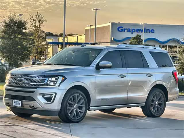 2018 Ford Expedition Platinum 4WD photo