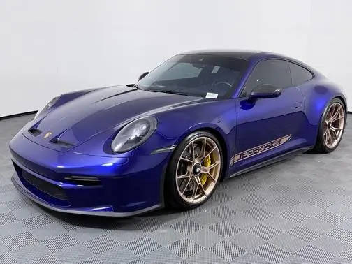 2022 Porsche 911 GT3 GT3 w/Touring Package RWD photo