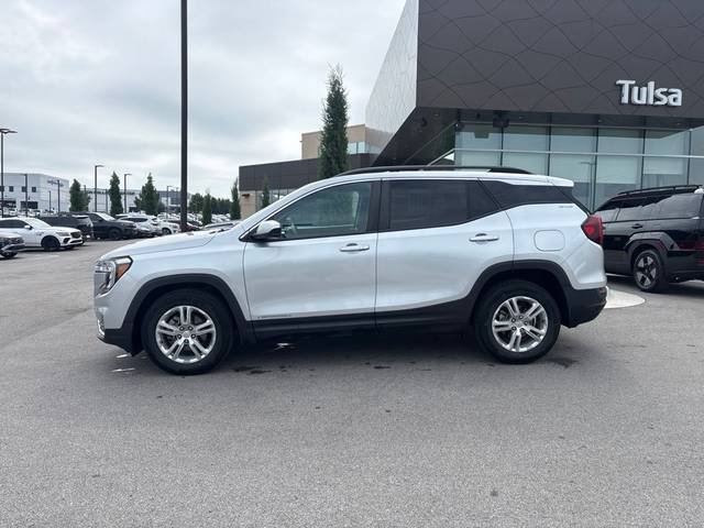 2022 GMC Terrain SLE FWD photo