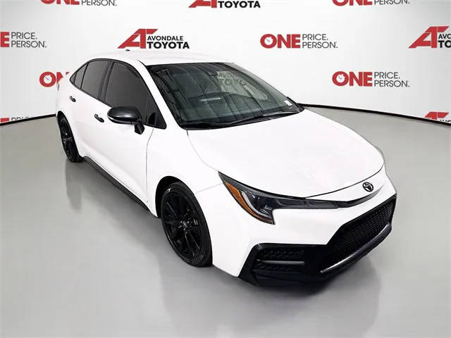 2022 Toyota Corolla SE Nightshade FWD photo