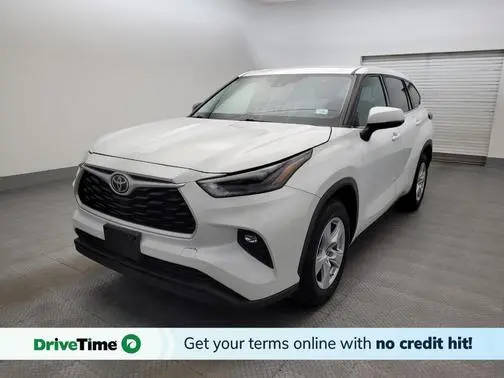 2022 Toyota Highlander LE FWD photo